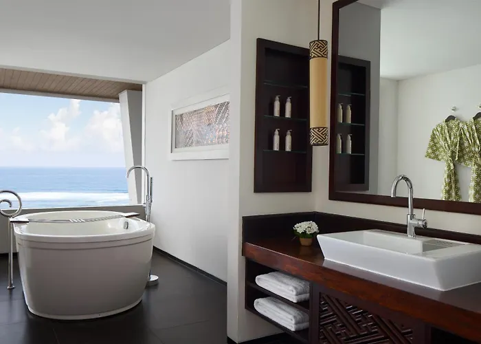 Samabe Bali & 5*